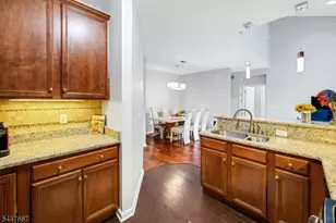 905 Brook Hollow Dr, Hanover Township, NJ 07981 - Photo 12
