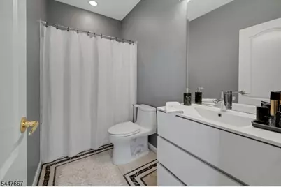 905 Brook Hollow Dr #905, Hanover Township, NJ 07981 - Photo 14