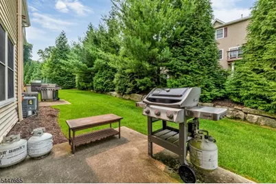 15 Halina Ln, Butler, NJ 07405 - Photo 40