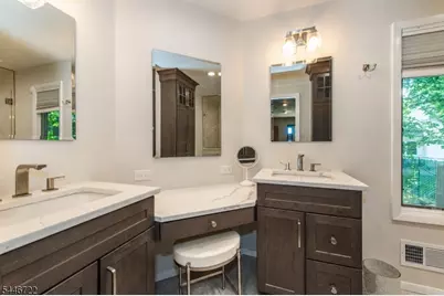 10 Reed Ct, Wayne, NJ 07470 - Photo 16