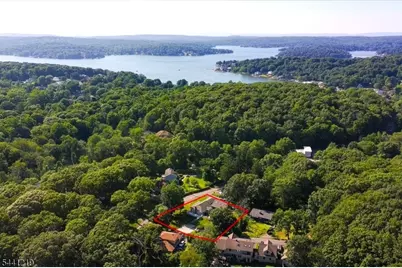 66 Minnisink Rd, Jefferson Township, NJ 07849 - Photo 16