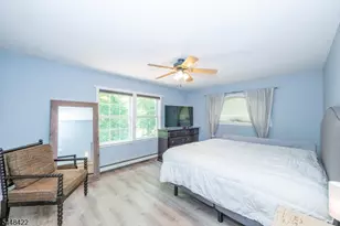 38 Oneida Ave, Hopatcong, NJ 07843 - Photo 10