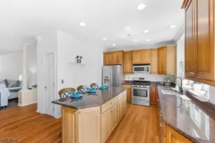 33 Catamaran Ct, Mount Arlington, NJ 07856 - Photo 10