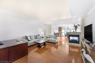 33 Catamaran Ct, Mount Arlington, NJ 07856 - Photo 6