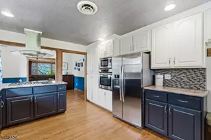 1316 Belvidere Rd, Lopatcong Township, NJ 08865 - Photo 14