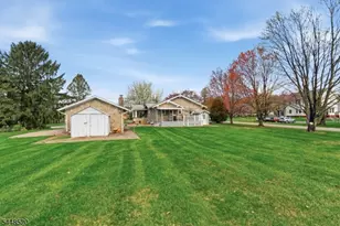 1316 Belvidere Rd, Lopatcong Township, NJ 08865 - Photo 32