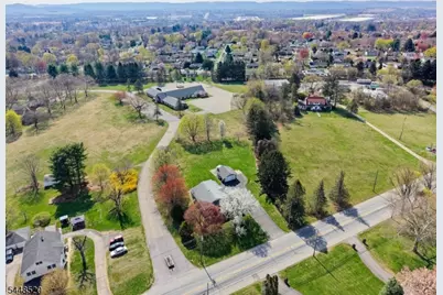 1316 Belvidere Rd, Lopatcong Township, NJ 08865 - Photo 4