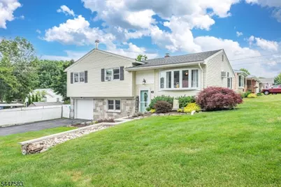 4 Amendola Dr, Netcong, NJ 07857 - Photo 2