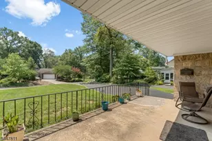 138 Tappan Ave, North Plainfield, NJ 07060 - Photo 2