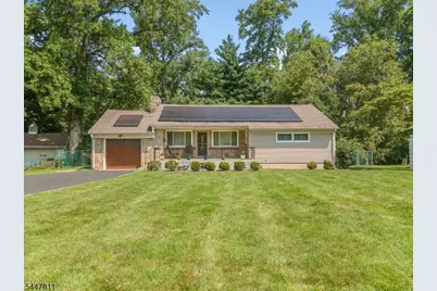 138 Tappan Ave, North Plainfield, NJ 07060 - Photo 1
