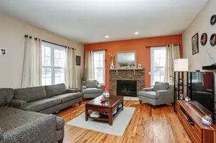 94 Pearl St, Bridgewater, NJ 08807 - Photo 8