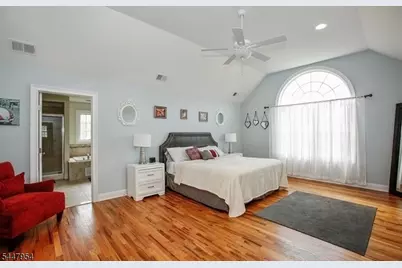 94 Pearl St, Bridgewater, NJ 08807 - Photo 14