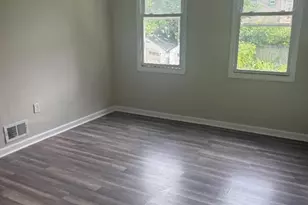 186 N 17th St, East Orange, NJ 07017 - Photo 4