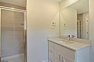 184 Hickory Tavern Rd, Long Hill Township, NJ 07933 - Photo 20