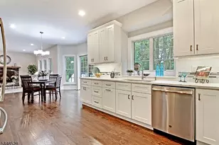 184 Hickory Tavern Rd, Long Hill Township, NJ 07933 - Photo 8