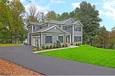 184 Hickory Tavern Rd, Long Hill Township, NJ 07933 - Photo 2
