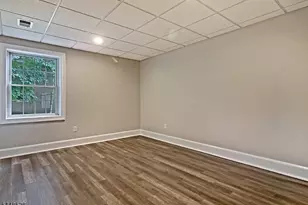 184 Hickory Tavern Rd, Long Hill Township, NJ 07933 - Photo 28