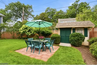10 College Ave, Montclair, NJ 07043 - Photo 22