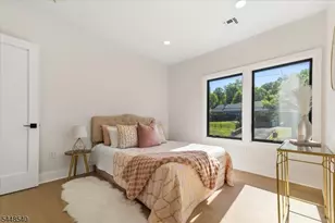 29 Sycamore Ave, Livingston, NJ 07039 - Photo 34