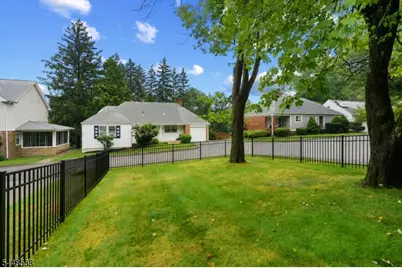 8 Oak Crest Rd, West Orange Township, NJ 07052 - Photo 44