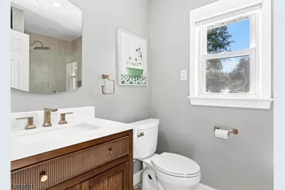 217 Robin Hood Rd, Mountainside, NJ 07092 - Photo 20