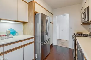 926 Bloomfield Ave, Glen Ridge Boro Twp., NJ 07028 - Photo 14