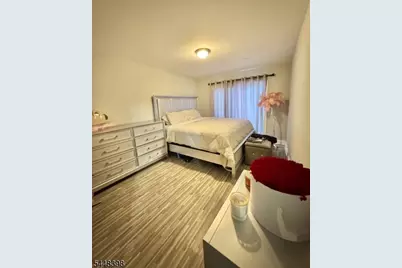 118 Oraton St, Newark, NJ 07104 - Photo 4