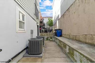 118 Oraton St, Newark, NJ 07104 - Photo 14