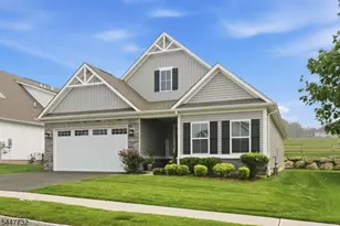 5 Harris Hawk Rd, Washington Township, NJ 07882 - Photo 2