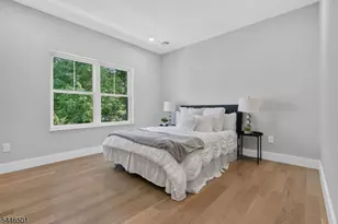 43 Oakwood Ave, Livingston, NJ 07039 - Photo 28