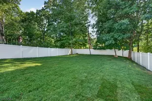 43 Oakwood Ave, Livingston, NJ 07039 - Photo 40