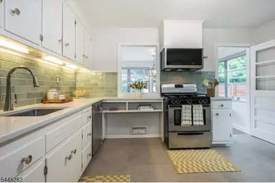 200 Grove St, Montclair, NJ 07042 - Photo 10
