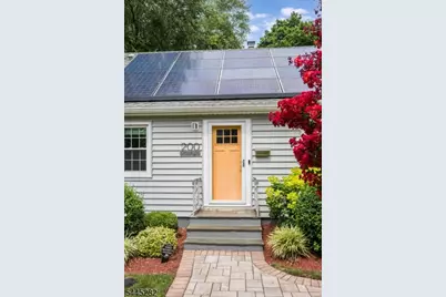 200 Grove St, Montclair, NJ 07042 - Photo 4