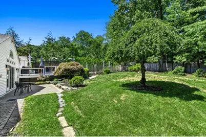 356 Longview Dr, Mountainside, NJ 07092 - Photo 32