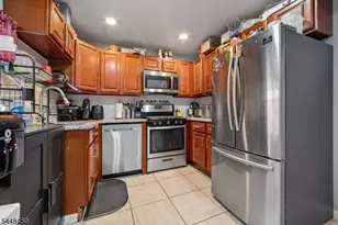 218 Wallace St, Orange, NJ 07050 - Photo 10