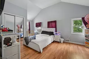 218 Wallace St, Orange, NJ 07050 - Photo 16