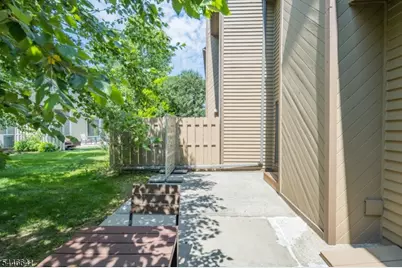9 Queensbridge Dr, East Hanover Township, NJ 07936 - Photo 32