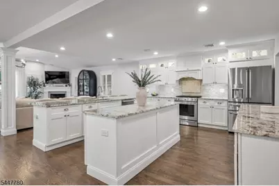47 Oak Ln, Essex Fells, NJ 07021 - Photo 14