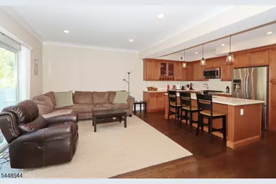 1 Clover Court Ondo, Berkeley Heights Township, NJ 07922 - Photo 10