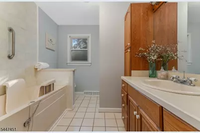2 Glenway Dr, Raritan Township, NJ 08822 - Photo 14