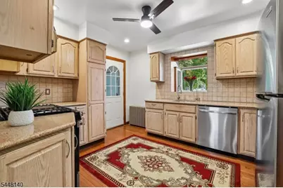 304 Green St, Woodbridge Township, NJ 07095 - Photo 8