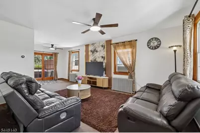 304 Green St, Woodbridge Township, NJ 07095 - Photo 16