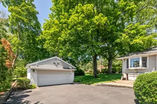 29 Giannone Rd, Wayne, NJ 07470 - Photo 24