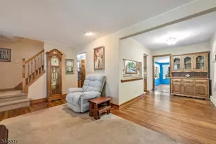29 Giannone Rd, Wayne, NJ 07470 - Photo 6