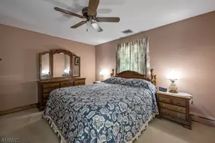 29 Giannone Rd, Wayne, NJ 07470 - Photo 14