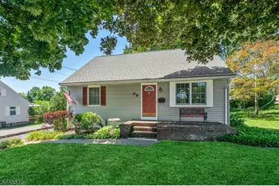 29 Giannone Rd, Wayne, NJ 07470 - Photo 2