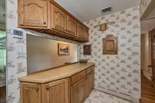 29 Giannone Rd, Wayne, NJ 07470 - Photo 8