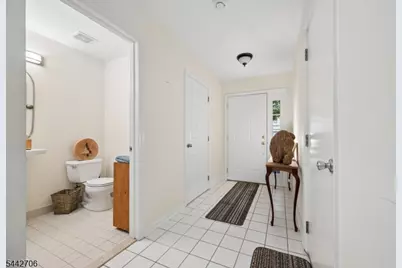 19 Maple Ln, Mount Arlington, NJ 07856 - Photo 6