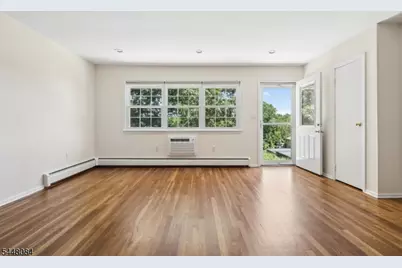 320 South St #16C, Morristown, NJ 07960 - Photo 2