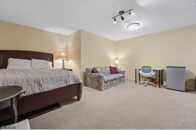 35 Hancock Dr, Morris Township, NJ 07960 - Photo 32